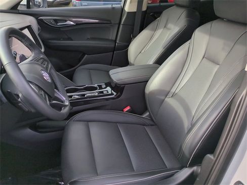 Used 2023 Buick Envision Essence image 11