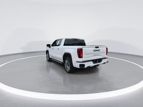 Used 2024 GMC Sierra 1500 Denali Ultimate AWD/4WD image 9