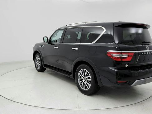 Used 2024 Nissan Armada SL w/ Captain's Chairs Package RWD image 3