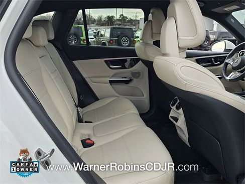 Used 2024 Mercedes-Benz GLC 300 image 16