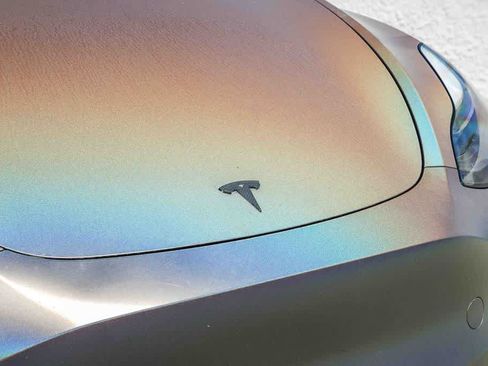 Used 2021 Tesla Model Y Long Range AWD/4WD image 5