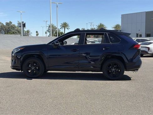 Used 2020 Toyota RAV4 XSE image 9