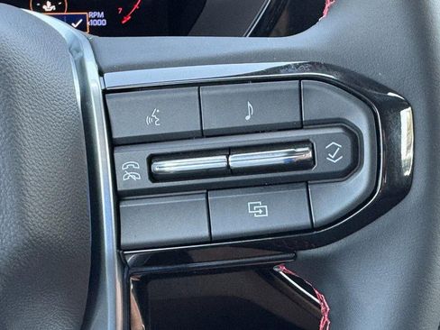 New 2025 Chevrolet Colorado Z71 w/ Midnight Edition image 39