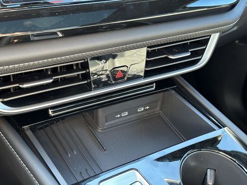 New 2026 Volkswagen Atlas Cross Sport SE image 25