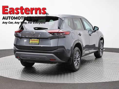Used 2023 Nissan Rogue S AWD/4WD image 5