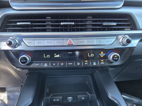 Used 2022 Kia Telluride LX AWD/4WD image 12