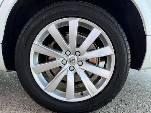 Used 2016 Volvo XC90 T6 Momentum w/ Momentum Plus Package AWD/4WD image 37