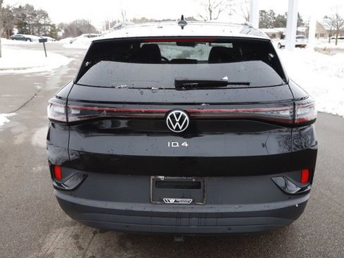 Used 2023 Volkswagen ID.4 Pro S image 4