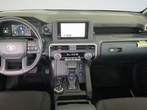 Used 2026 Toyota Tacoma SR AWD/4WD image 9