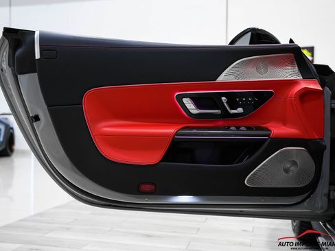 Used 2022 Mercedes-Benz SL 63 AMG 4MATIC w/ AMG Aerodynamic Package image 55