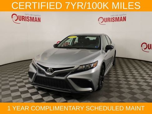 Used 2022 Toyota Camry SE AWD/4WD image 1