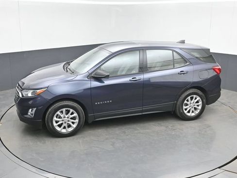 Used 2019 Chevrolet Equinox LS FWD image 33