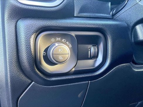 Used 2026 RAM 2500 Big Horn AWD/4WD image 4