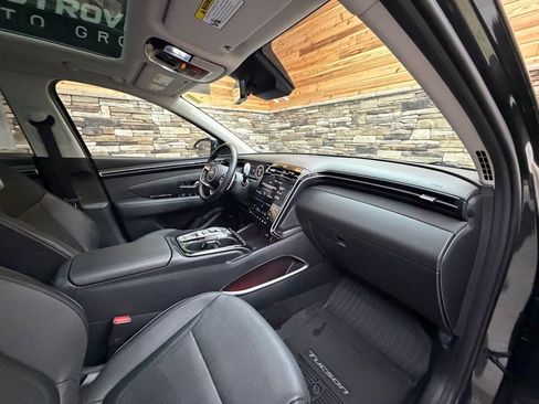 Used 2023 Hyundai Tucson Limited AWD/4WD image 13