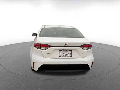 Used 2025 Toyota Corolla LE image 12