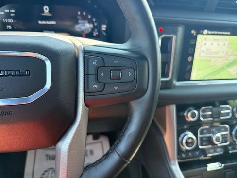 Used 2024 GMC Yukon XL Denali AWD/4WD image 39
