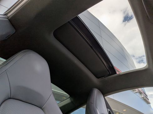 Certified 2022 Porsche 911 Carrera GTS image 28