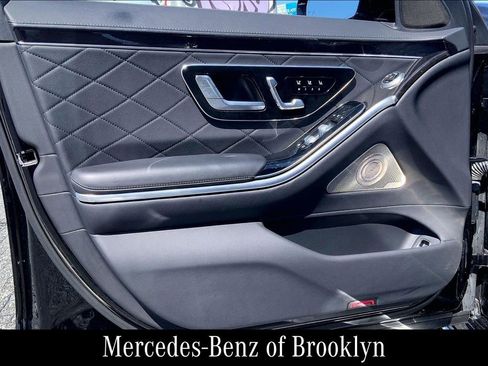 Used 2022 Mercedes-Benz S 580 4MATIC Sedan image 23