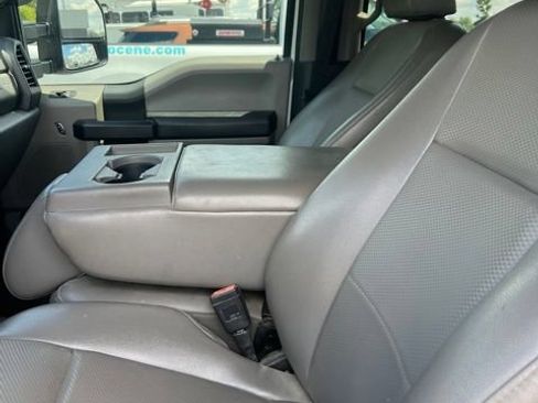 Used 2021 Ford F250 XL w/ Power Equipment Group AWD/4WD image 18