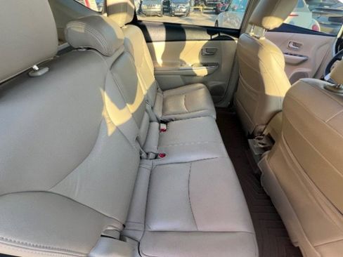 Used 2012 Toyota Prius V Three image 11