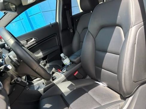 Used 2018 Mercedes-Benz GLA 250 4MATIC image 15