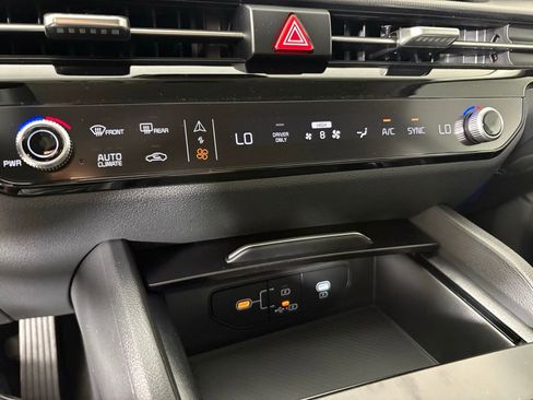 New 2026 Kia Sportage S image 31