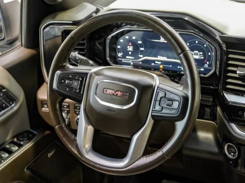 Used 2022 GMC Sierra 1500 SLT AWD/4WD image 23