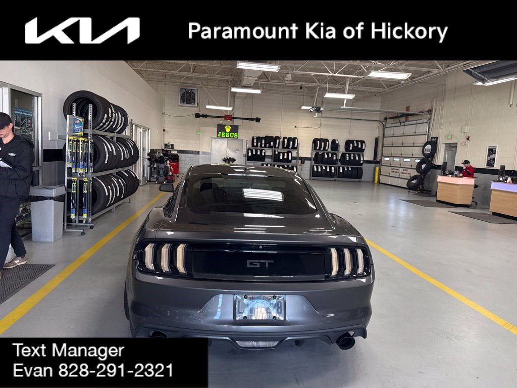 Used 2015 Ford Mustang GT Premium w/ GT Performance Package RWD image 4