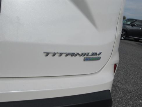 Used 2020 Ford Edge Titanium image 8