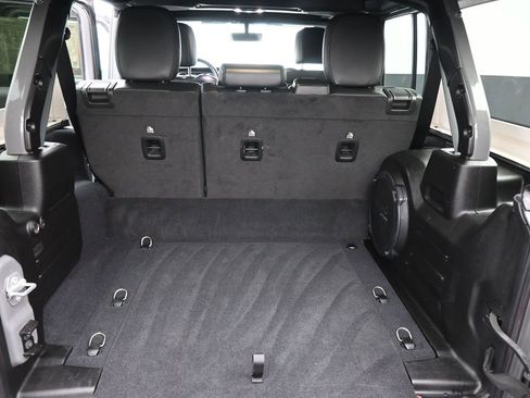 Used 2022 Jeep Wrangler Unlimited Rubicon 4xe image 16