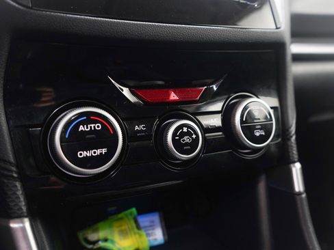 Used 2020 Subaru Forester Premium image 22