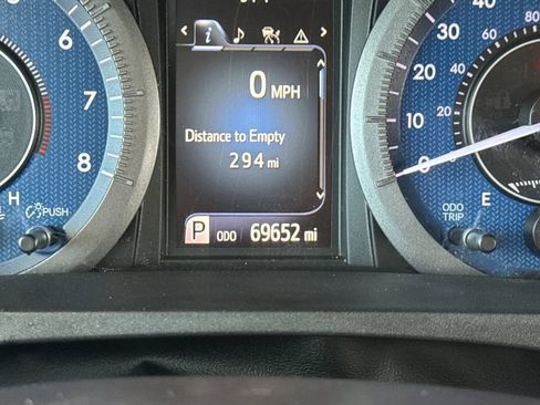 Used 2020 Toyota Sienna LE w/ LE Preferred Package FWD image 31