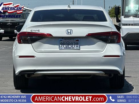 Used 2024 Honda Civic EX image 5