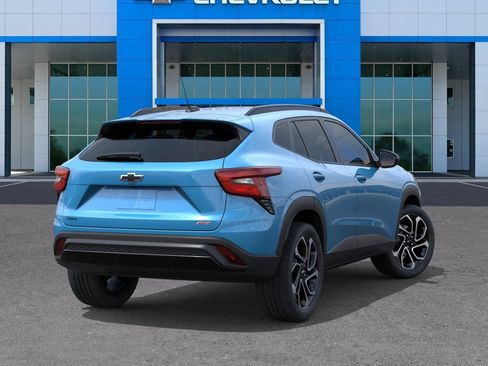 New 2026 Chevrolet Trax RS FWD image 8