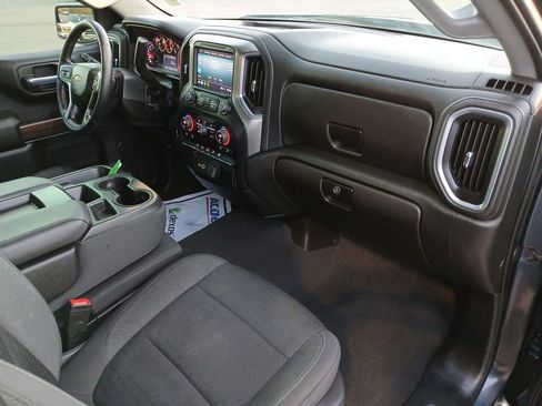 Used 2022 Chevrolet Silverado 1500 LT w/ Bed Protection Package image 30