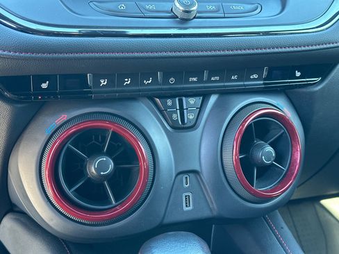 Used 2019 Chevrolet Blazer RS image 34