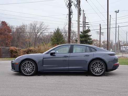 New 2026 Porsche Panamera image 2