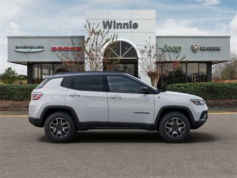 New 2026 Jeep Compass Trailhawk image 21