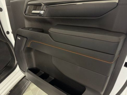 Used 2024 GMC Sierra 2500 AT4 w/ AT4 Preferred Package image 33