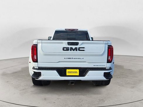 Used 2022 GMC Sierra 3500 Denali AWD/4WD image 4