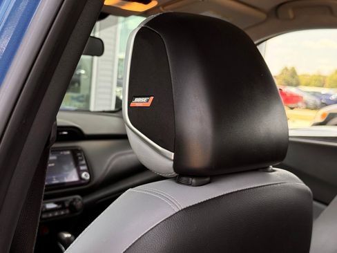 Used 2021 Nissan Kicks SR w/ SR Premium Package FWD image 22