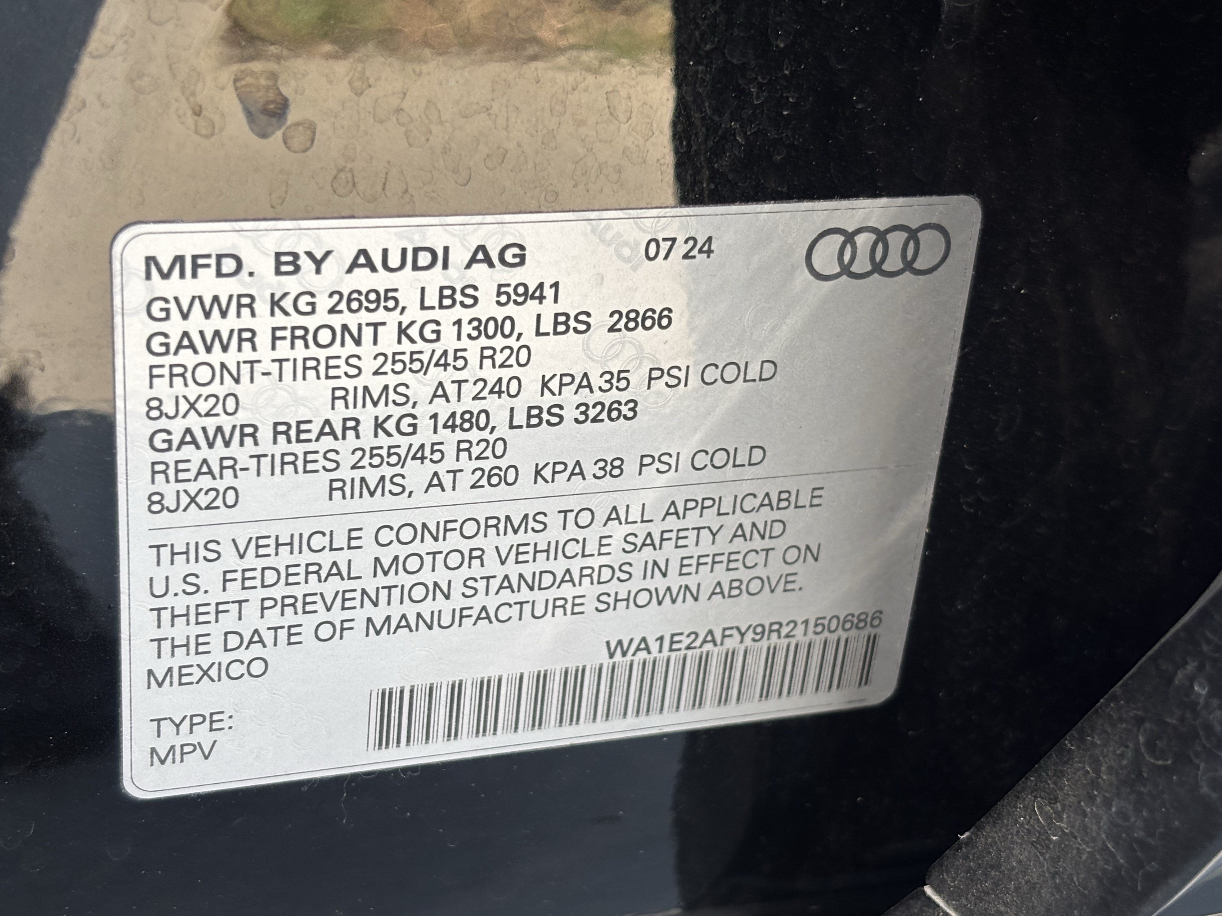 Certified 2024 Audi Q5 e Premium Plus w/ Premium Plus Package AWD/4WD image 37
