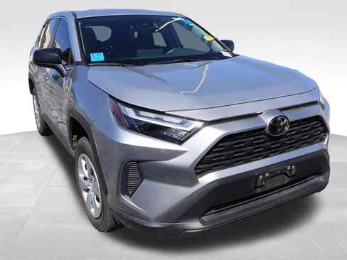Used 2025 Toyota RAV4 LE FWD image 7
