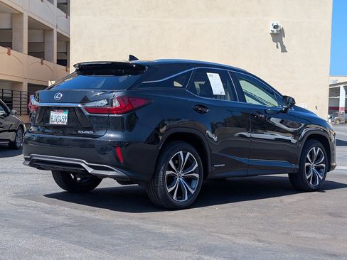 Used 2019 Lexus RX 450h AWD w/ Navigation Package image 13