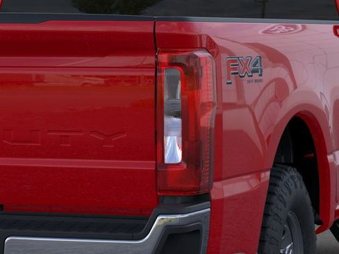 New 2026 Ford F250 XL w/ XL Off-Road Package image 43