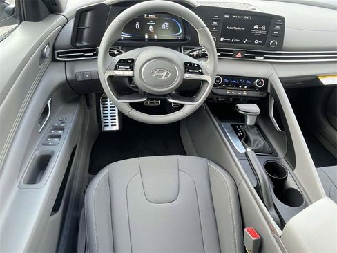 New 2026 Hyundai Elantra Sport image 11