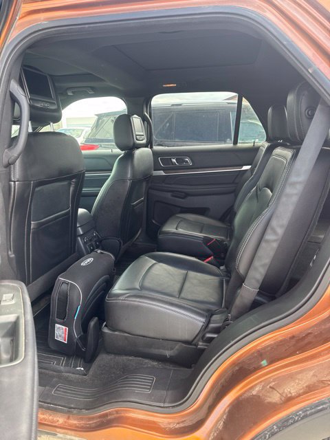 Used 2017 Ford Explorer Limited w/ Equipment Group 301A AWD/4WD image 7