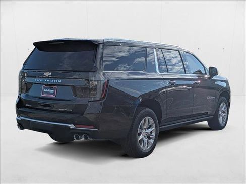 New 2025 Chevrolet Suburban Premier image 2