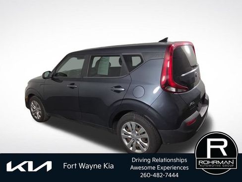 Used 2020 Kia Soul LX FWD image 11