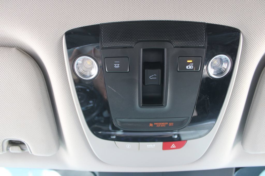 Used 2023 Kia Sorento S w/ Panoramic Sunroof Package AWD/4WD image 57